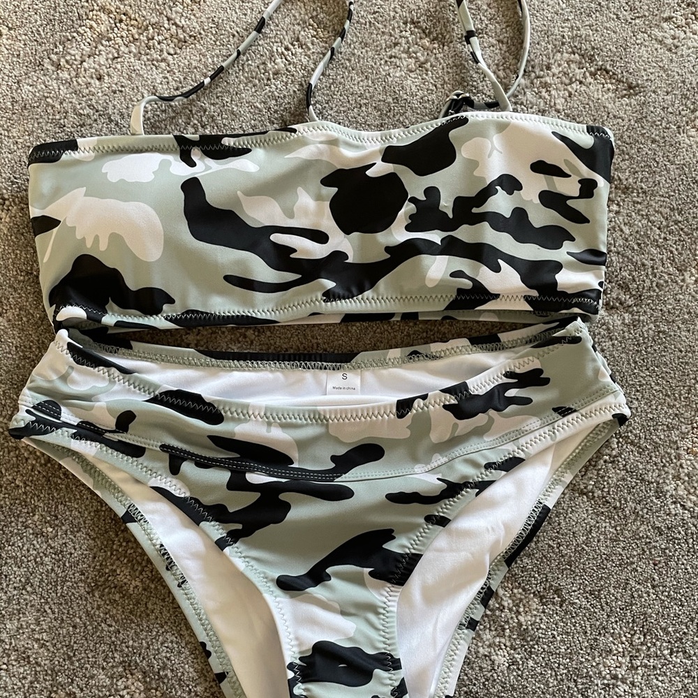 Camo bikini set